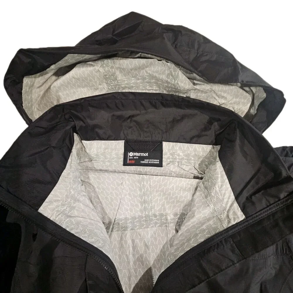 Marmot Women's Precip Eco Jacket rain coat / Black /‎ 46700-001 / Medium/ New